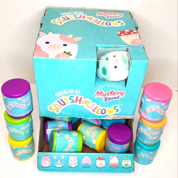 SAKINA - Red Mushroom โ๏ธ The BEST Squad Micro Mallows!! Original Squishmallow - Picture 4 of 9